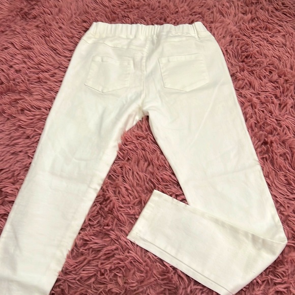 Umgee NWT white skinny pants - Picture 3 of 4